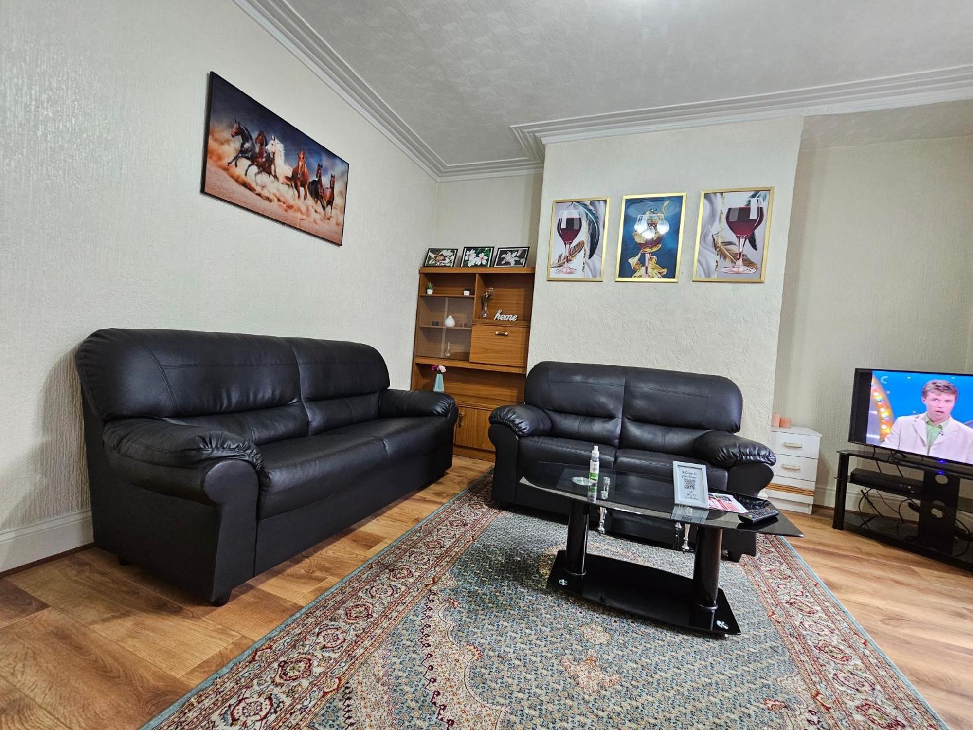 Готель Bright Sunny, Double Bed With Garden, Tv And Wi-Fi Лідс Екстер'єр фото