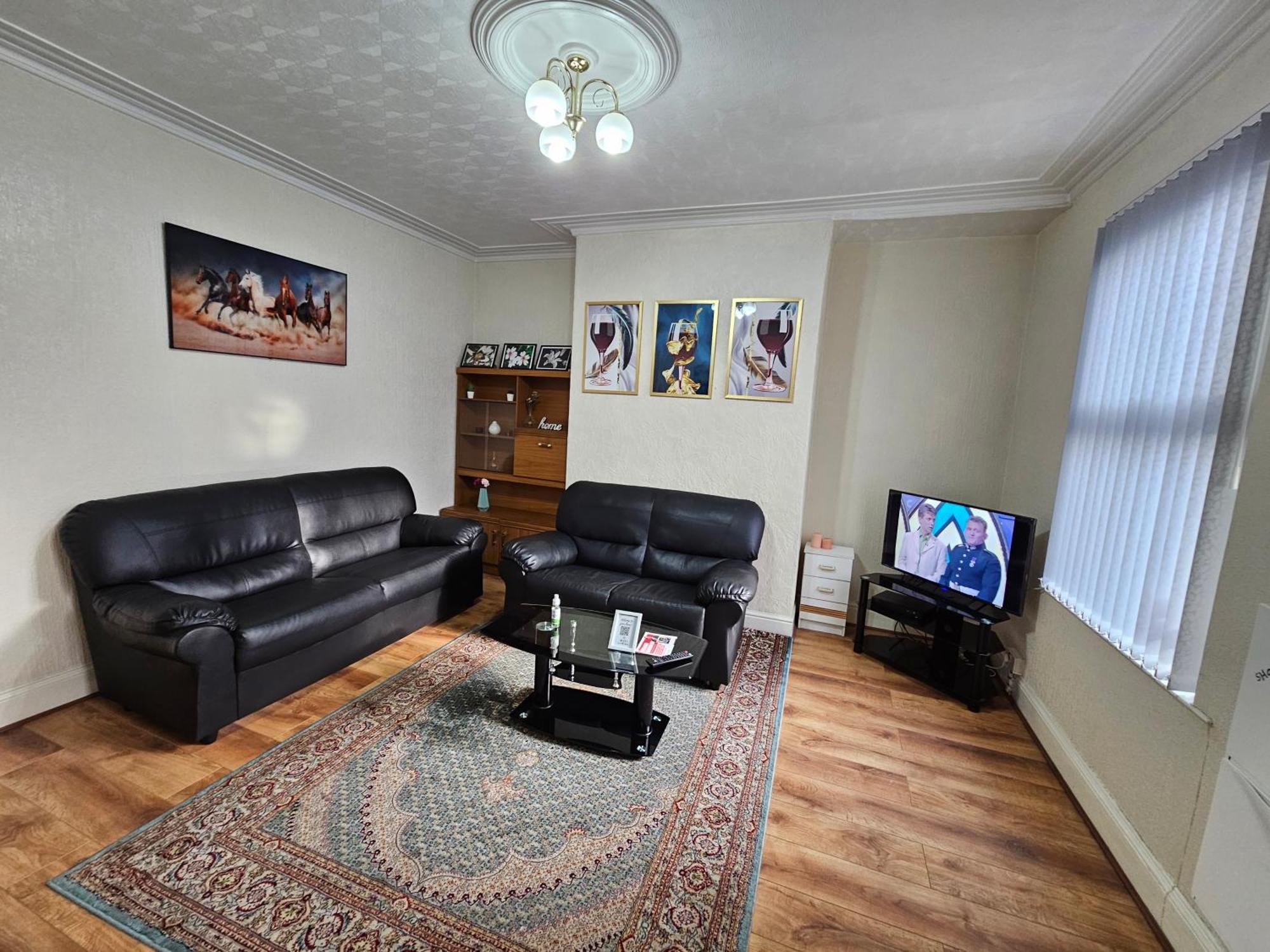 Готель Bright Sunny, Double Bed With Garden, Tv And Wi-Fi Лідс Екстер'єр фото